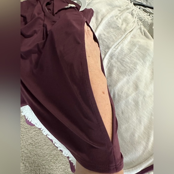 Women’s Cato blouse top burgundy - Picture 5 of 5
